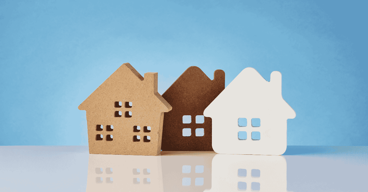 Traditional Listing vs Cash Home Buyers: Which Is Better for Phoenix Homeowners?